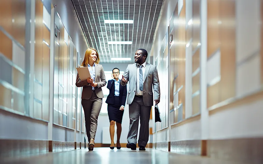 Legal Process Outsourcing vs UK Hiring